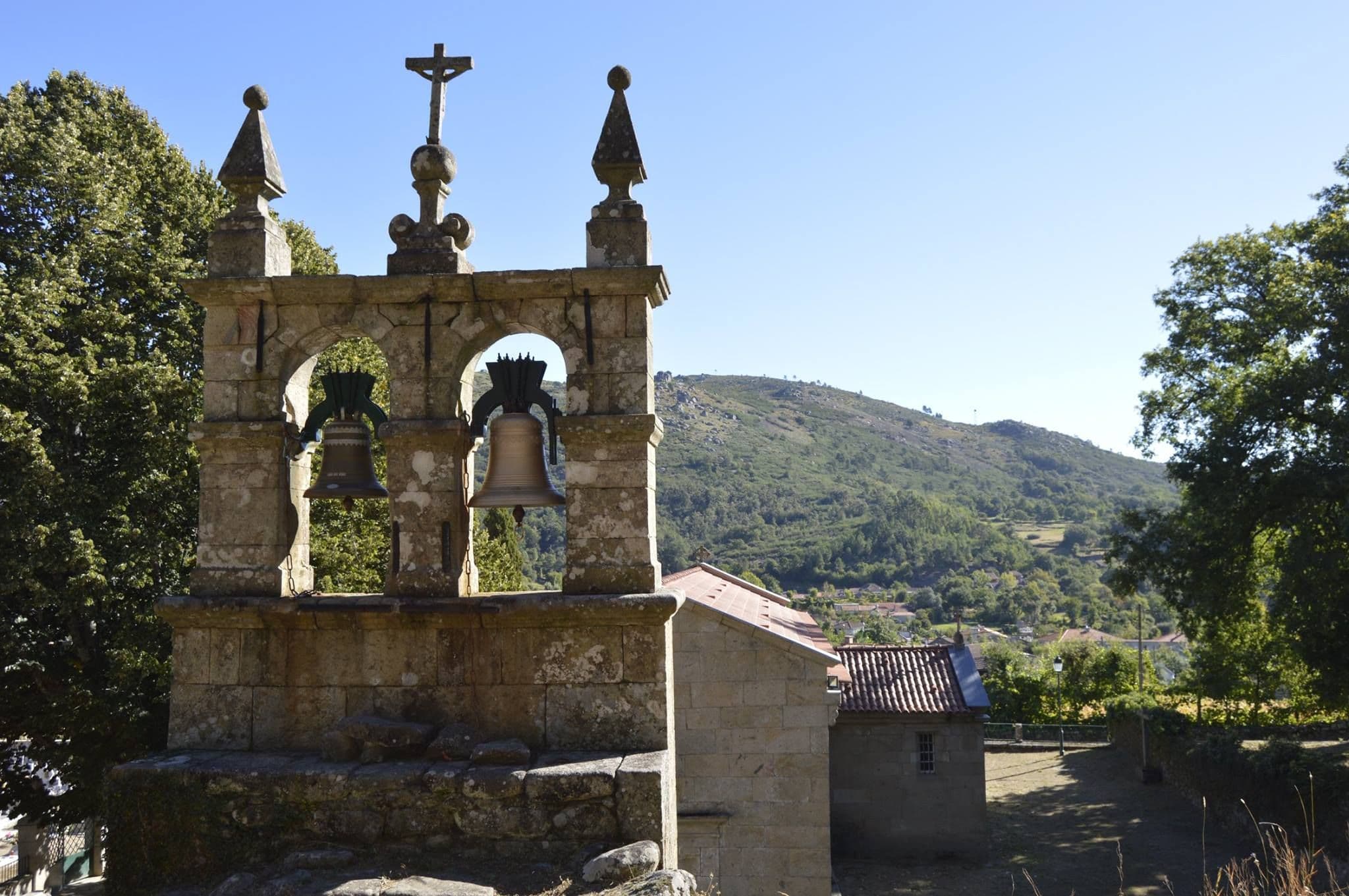 Imagem da Igreja Românica de Covas do Barroso